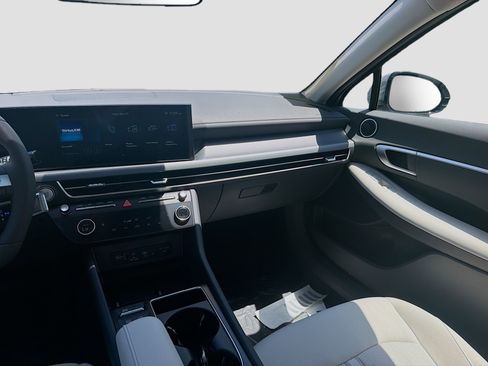 New 2026 Hyundai Sonata SEL FWD image 16