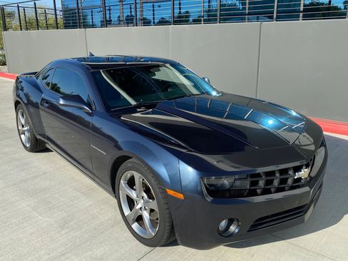 Used 2013 Chevrolet Camaro LT w/ RS Package RWD image 2