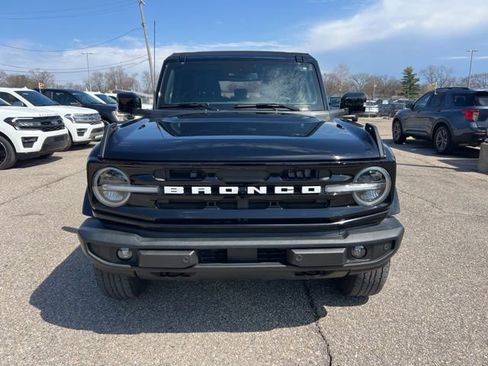 Certified 2024 Ford Bronco Outer Banks AWD/4WD image 2