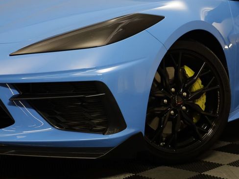 Used 2023 Chevrolet Corvette Stingray Preferred Cpe w/ Z51 Performance Package RWD image 3