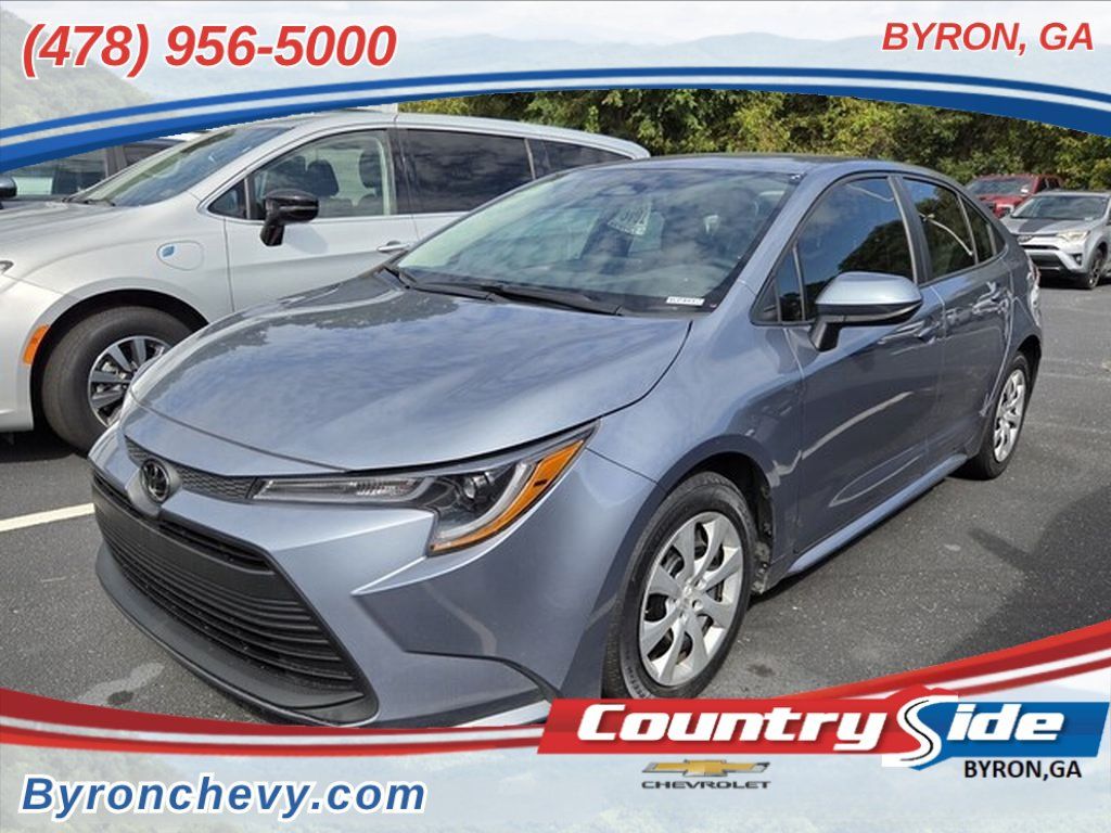 Used 2024 Toyota Corolla LE FWD image 1