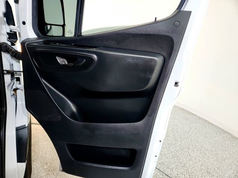 Used 2023 Mercedes-Benz Sprinter 2500 image 24