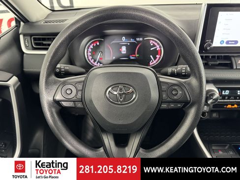 Certified 2025 Toyota RAV4 XLE image 30