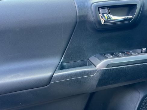 Used 2019 Toyota Tacoma TRD Pro image 13