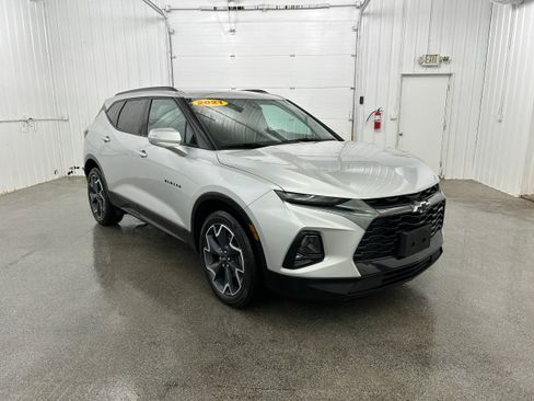 Used 2021 Chevrolet Blazer RS w/ Enhanced Convenience Package AWD/4WD image 2