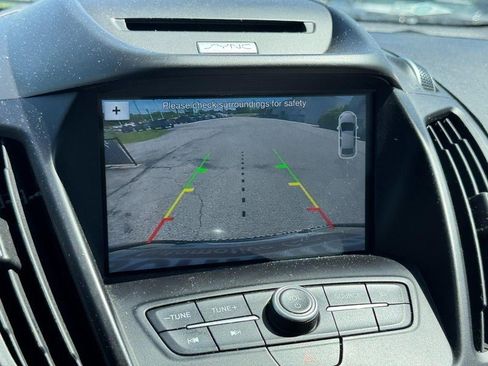 Used 2017 Ford Escape SE w/ Equipment Group 201A AWD/4WD image 20