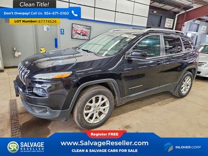Used 2018 Jeep Cherokee Latitude Plus w/ Comfort/Convenience Group