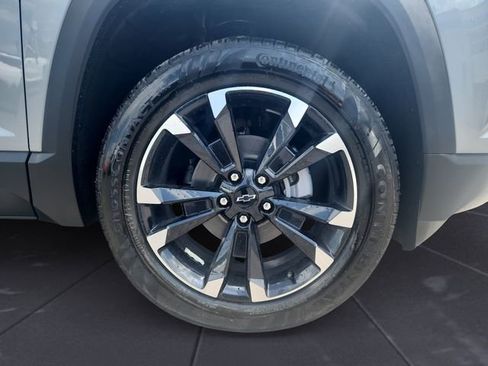 New 2026 Chevrolet Equinox RS AWD/4WD image 9