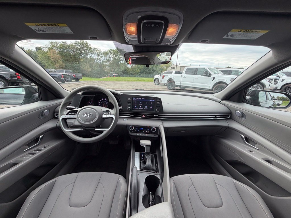 Used 2021 Hyundai Elantra SEL w/ Cargo Package FWD image 8