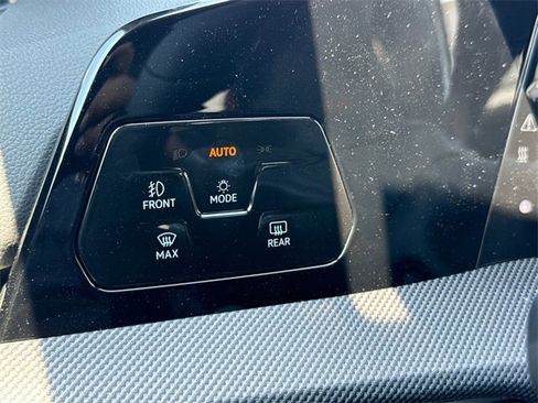 New 2025 Volkswagen GTI SE image 32