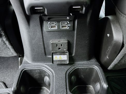 Used 2020 Jeep Gladiator Rubicon image 16