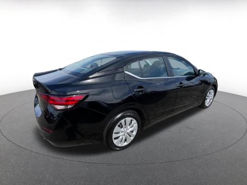 Used 2025 Nissan Sentra S image 14