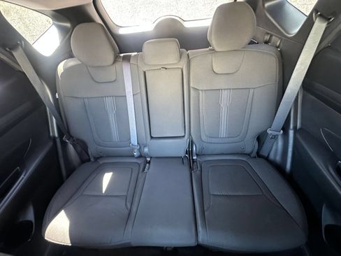 Used 2025 Hyundai Tucson SEL FWD image 40