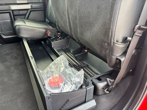 Used 2021 Ford F250 Lariat w/ Lariat Ultimate Package AWD/4WD image 24