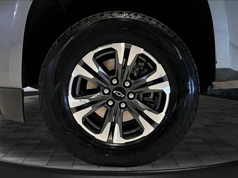 Used 2022 Chevrolet Colorado Z71 AWD/4WD image 36