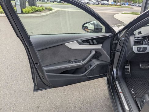 Used 2021 Audi A4 2.0T Premium Plus w/ Premium Plus Package AWD/4WD image 25