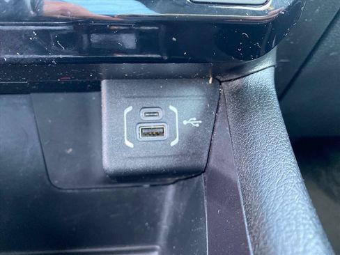 Used 2023 Jeep Compass Latitude w/ Convenience Group AWD/4WD image 13