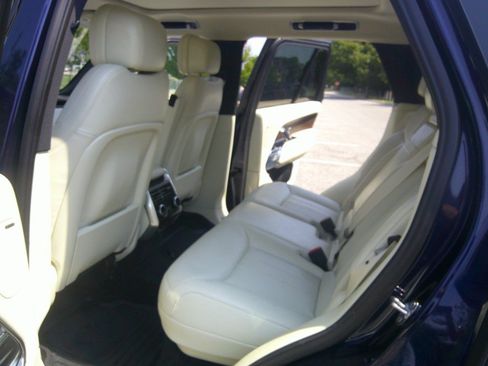 Used 2023 Land Rover Range Rover SE AWD/4WD image 53