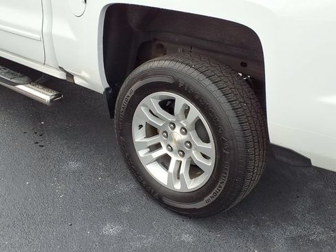 Used 2017 Chevrolet Silverado 1500 LT w/ All Star Edition AWD/4WD image 22