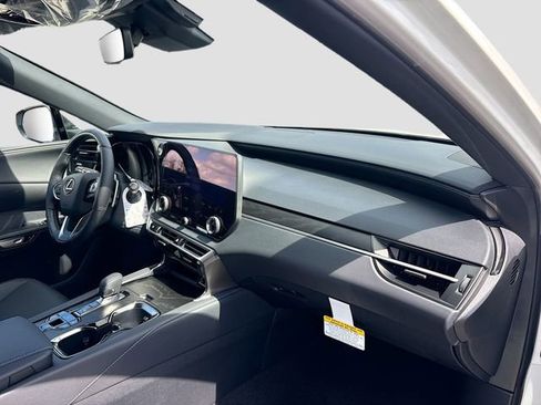 New 2026 Lexus RX 450h AWD image 15