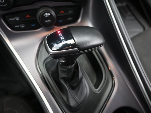 Used 2021 Dodge Challenger R/T image 18