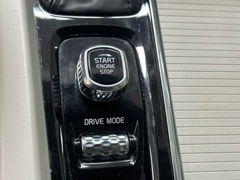 Used 2020 Volvo V60 T5 Cross Country w/ Protection Package Premier AWD/4WD image 27