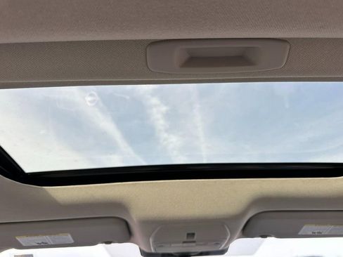 New 2026 Nissan Sentra SL w/ Floor Mat Package FWD image 5