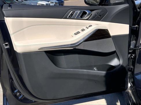 New 2026 BMW X5 xDrive40i w/ M Sport Package image 10