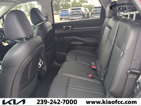 New 2025 Kia Sorento S w/ Panoramic Sunroof Package image 13