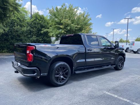 Used 2022 Chevrolet Silverado 1500 RST w/ Max Trailering Package AWD/4WD image 9