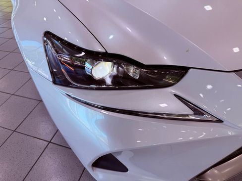 Used 2017 Lexus IS 200t RWD image 14