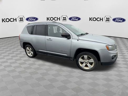 Used 2014 Jeep Compass Sport w/ Power Value Group image 2