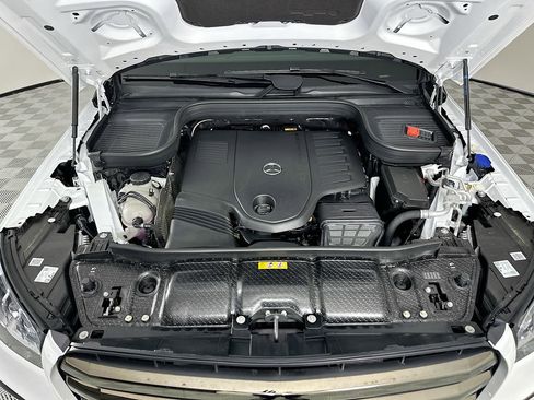 New 2026 Mercedes-Benz GLS 450 4MATIC image 33