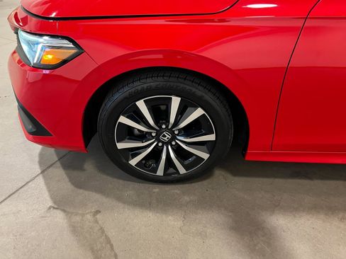 Used 2023 Honda Civic EX image 42