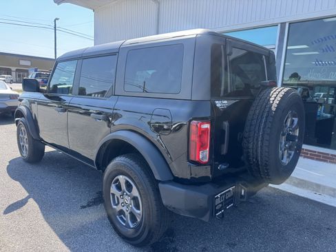 Used 2025 Ford Bronco Big Bend AWD/4WD image 2