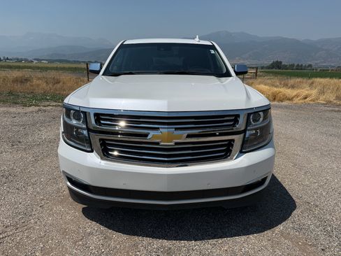 Used 2019 Chevrolet Tahoe Premier AWD/4WD image 2