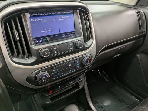 Used 2022 GMC Canyon Elevation w/ Trailering Package AWD/4WD image 10