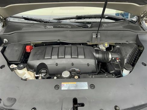 Used 2016 Buick Enclave Leather image 11