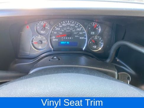 Used 2024 GMC Savana 2500 Extended w/ Driver Convenience Package image 7
