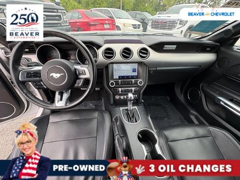 Used 2021 Ford Mustang Premium RWD image 19