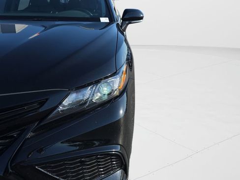Used 2023 Toyota Camry SE w/ Convenience Package FWD image 24