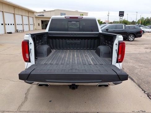 Used 2023 GMC Sierra 1500 SLT w/ SLT Premium Package AWD/4WD image 34