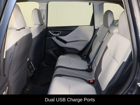 Used 2023 Subaru Forester Premium image 17