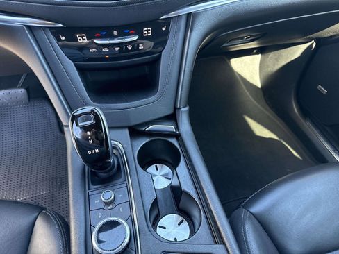 Used 2021 Cadillac XT5 Premium Luxury image 28