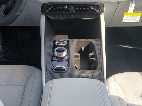 New 2026 Jeep Cherokee Laredo AWD/4WD image 19