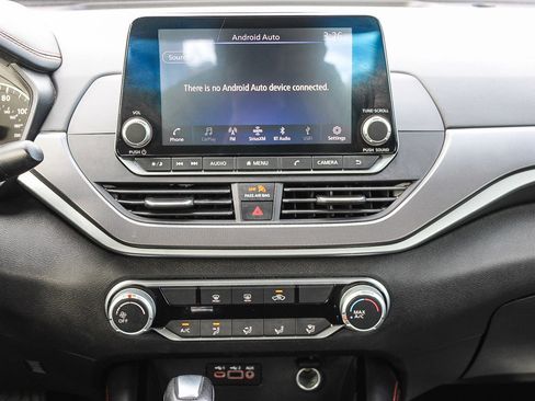 Used 2023 Nissan Altima 2.5 SR image 14