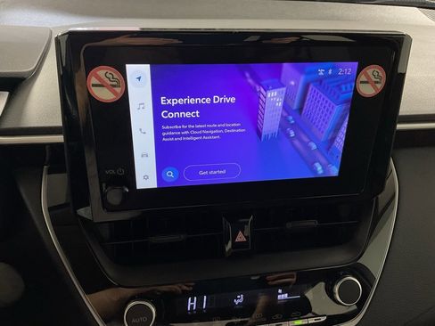 Used 2025 Toyota Corolla LE image 2