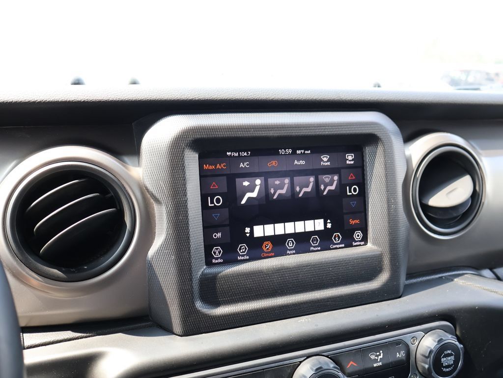 Used 2020 Jeep Wrangler Unlimited Sport AWD/4WD image 33