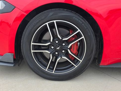 Used 2021 Ford Mustang GT RWD image 10