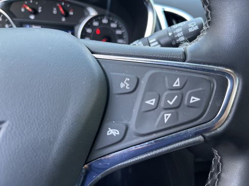 Used 2024 Chevrolet Equinox LT w/ LPO, Floor Liner Package AWD/4WD image 25